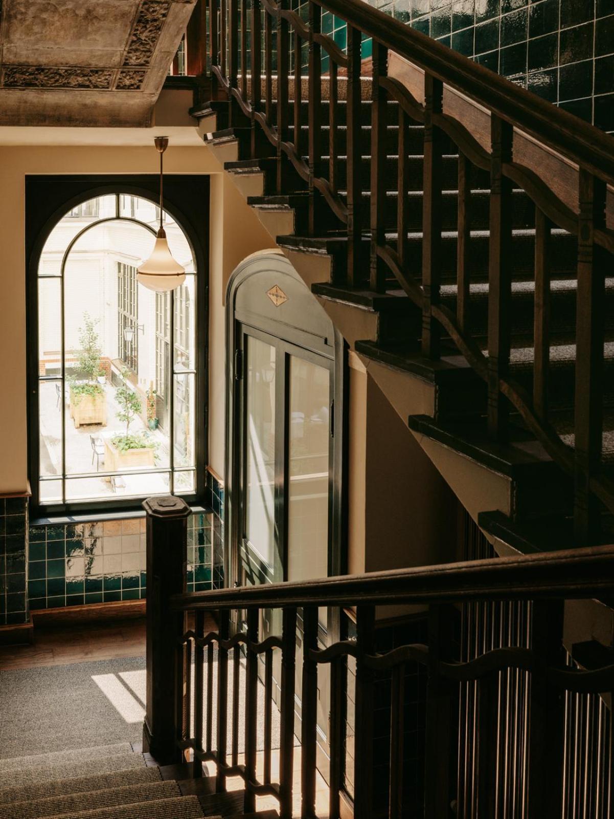 Boutique Chateau Royal Hotel