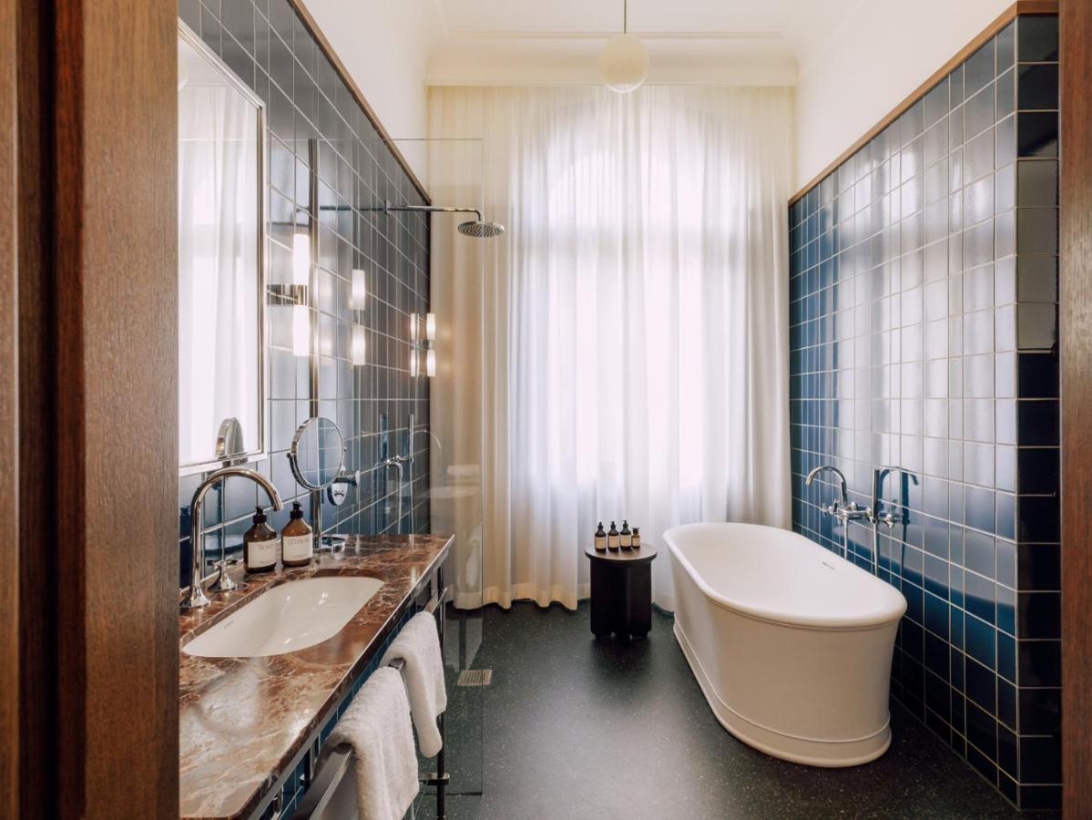 Hotel Boutique Chateau Royal 5*